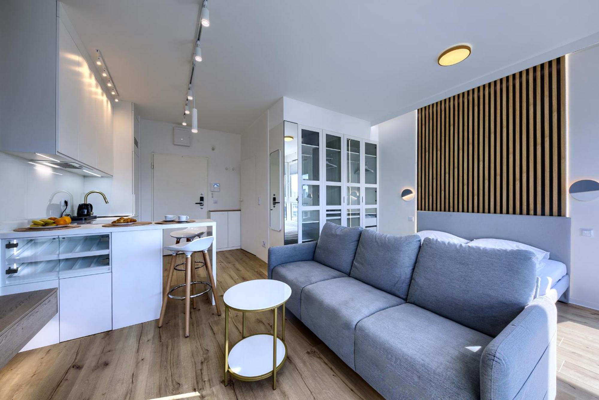 Apartament House Living