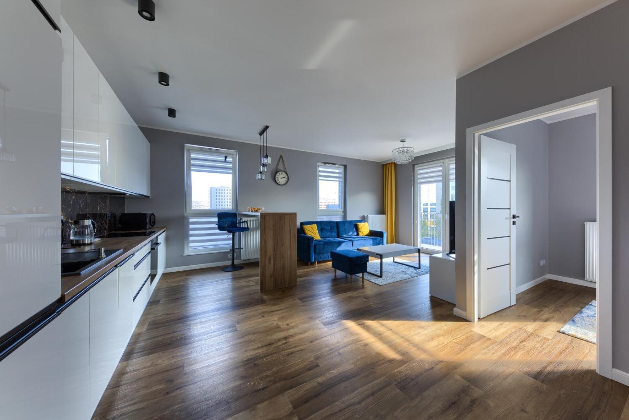 Apartament House Living
