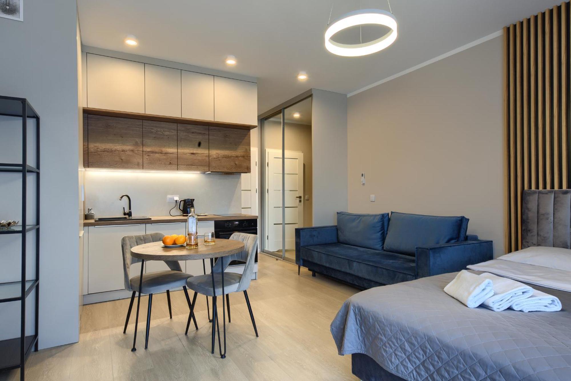 Apartament House Living