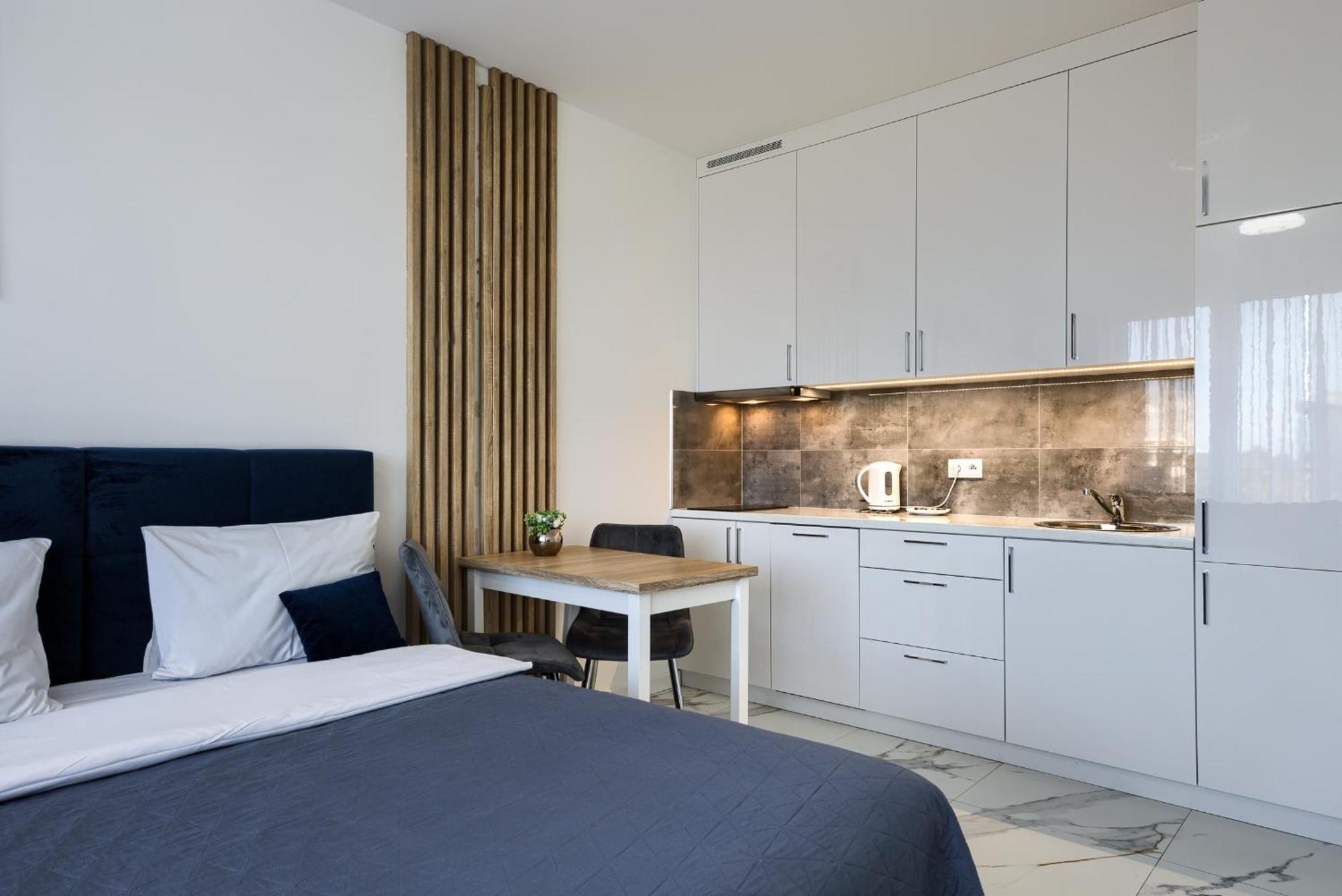 House Living Apartment *